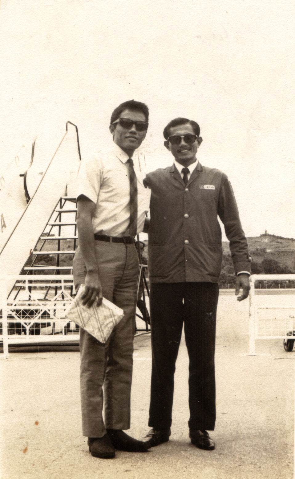 Foto arsip perjalanan Abah Udjo